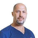 Врач Крутиков Савелий Владимирович