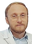 Врач Попов Олег Игоревич