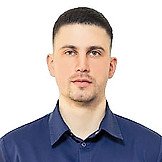 Врач Шломин Дмитрий Петрович